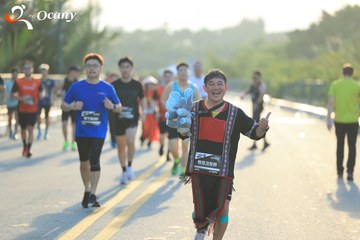 RUN TO LIVE 2025 - Ảnh #3298312