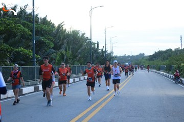 RUN TO LIVE 2025 - Ảnh #3266575