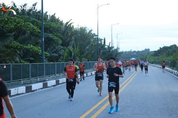 RUN TO LIVE 2025 - Ảnh #3268105