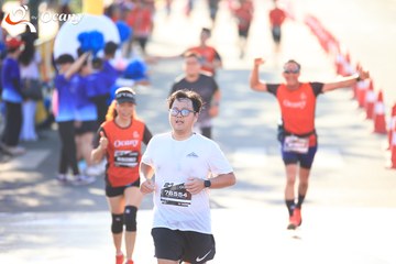RUN TO LIVE 2025 - Ảnh #3205160