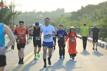RUN TO LIVE 2025 - Ảnh #3298343