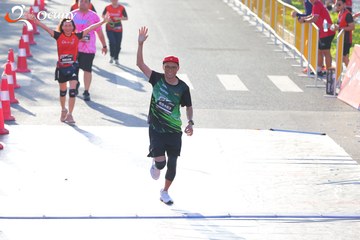 RUN TO LIVE 2025 - Ảnh #3192050