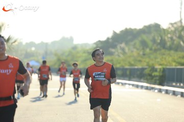 RUN TO LIVE 2025 - Ảnh #3303982