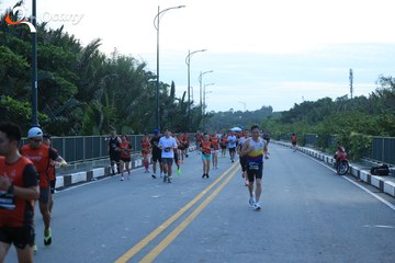 RUN TO LIVE 2025 - Ảnh #3268150