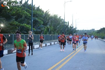 RUN TO LIVE 2025 - Ảnh #3266052