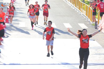 RUN TO LIVE 2025 - Ảnh #3192040