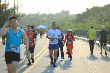 RUN TO LIVE 2025 - Ảnh #3298332