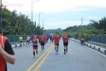 RUN TO LIVE 2025 - Ảnh #3278639
