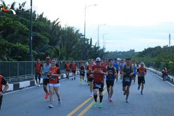 RUN TO LIVE 2025 - Ảnh #3268271