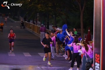 RUN TO LIVE 2025 - Ảnh #3141954