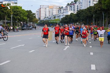 RUN TO LIVE 2025 - Ảnh #3259408
