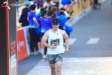 RUN TO LIVE 2025 - Ảnh #3153397