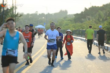 RUN TO LIVE 2025 - Ảnh #3298335