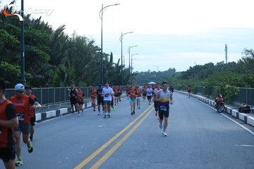 RUN TO LIVE 2025 - Ảnh #3268152