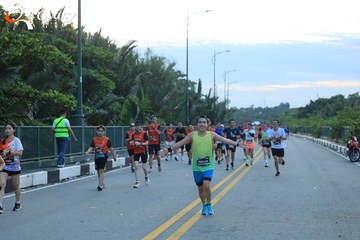 RUN TO LIVE 2025 - Ảnh #3282210