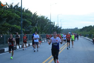RUN TO LIVE 2025 - Ảnh #3268188