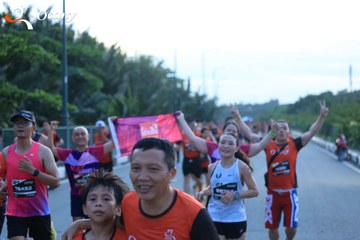 RUN TO LIVE 2025 - Ảnh #3287090