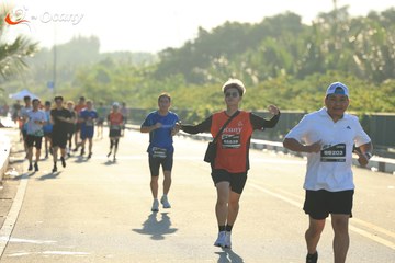 RUN TO LIVE 2025 - Ảnh #3303166