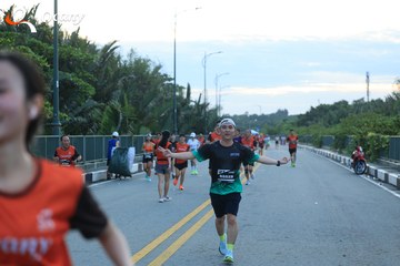 RUN TO LIVE 2025 - Ảnh #3285109