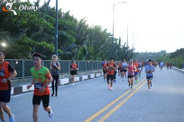 RUN TO LIVE 2025 - Ảnh #3266056