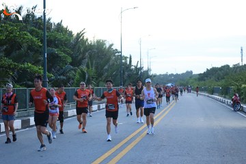 RUN TO LIVE 2025 - Ảnh #3266579
