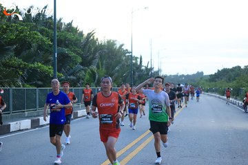 RUN TO LIVE 2025 - Ảnh #3266748