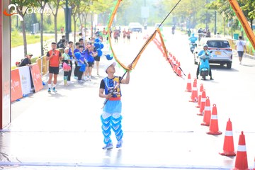 RUN TO LIVE 2025 - Ảnh #3209147