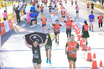 RUN TO LIVE 2025 - Ảnh #3203309