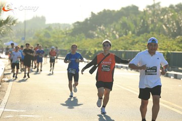 RUN TO LIVE 2025 - Ảnh #3303167