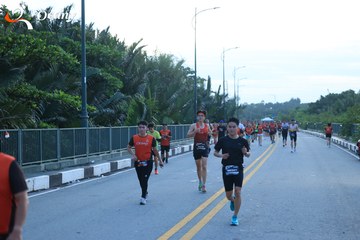 RUN TO LIVE 2025 - Ảnh #3268101