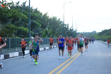 RUN TO LIVE 2025 - Ảnh #3266726