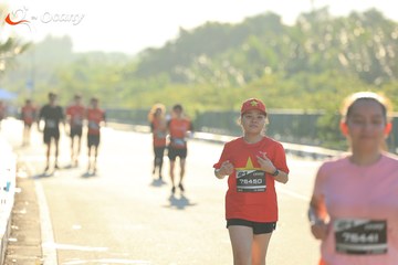 RUN TO LIVE 2025 - Ảnh #3303254