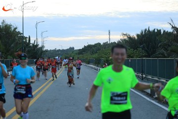 RUN TO LIVE 2025 - Ảnh #3284935
