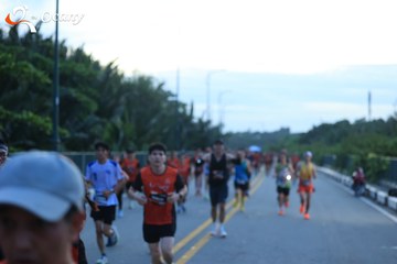 RUN TO LIVE 2025 - Ảnh #3268496