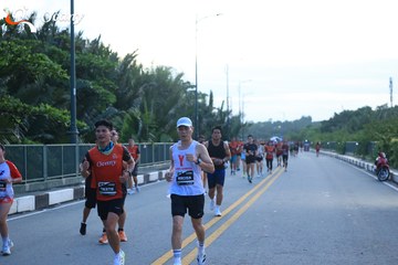 RUN TO LIVE 2025 - Ảnh #3266591