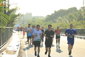 RUN TO LIVE 2025 - Ảnh #3303189