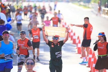 RUN TO LIVE 2025 - Ảnh #3204741
