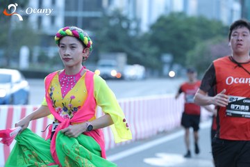 RUN TO LIVE 2025 - Ảnh #3208140