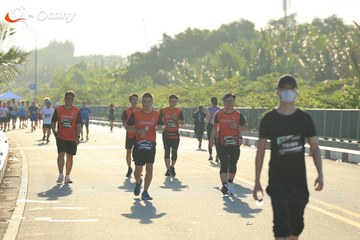 RUN TO LIVE 2025 - Ảnh #3303118