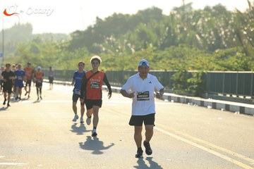 RUN TO LIVE 2025 - Ảnh #3303150