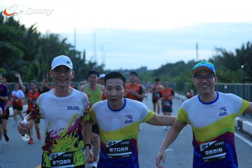 RUN TO LIVE 2025 - Ảnh #3289487