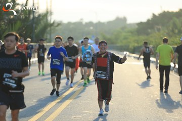 RUN TO LIVE 2025 - Ảnh #3298305