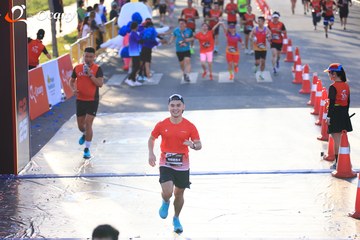 RUN TO LIVE 2025 - Ảnh #3203027