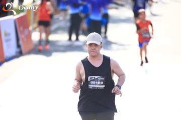 RUN TO LIVE 2025 - Ảnh #3208481