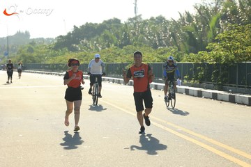 RUN TO LIVE 2025 - Ảnh #3304875