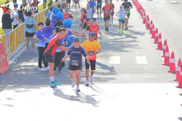 RUN TO LIVE 2025 - Ảnh #3194031