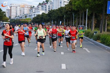 RUN TO LIVE 2025 - Ảnh #3259661