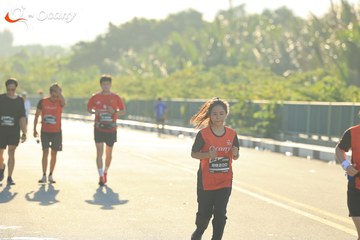 RUN TO LIVE 2025 - Ảnh #3303262