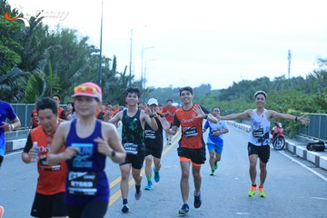 RUN TO LIVE 2025 - Ảnh #3271254