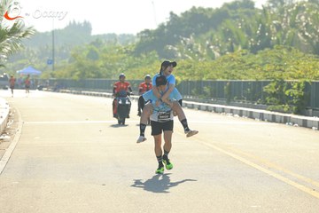 RUN TO LIVE 2025 - Ảnh #3305098